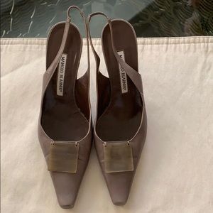 Vintage Manolo Blahnik Slingback Pumps